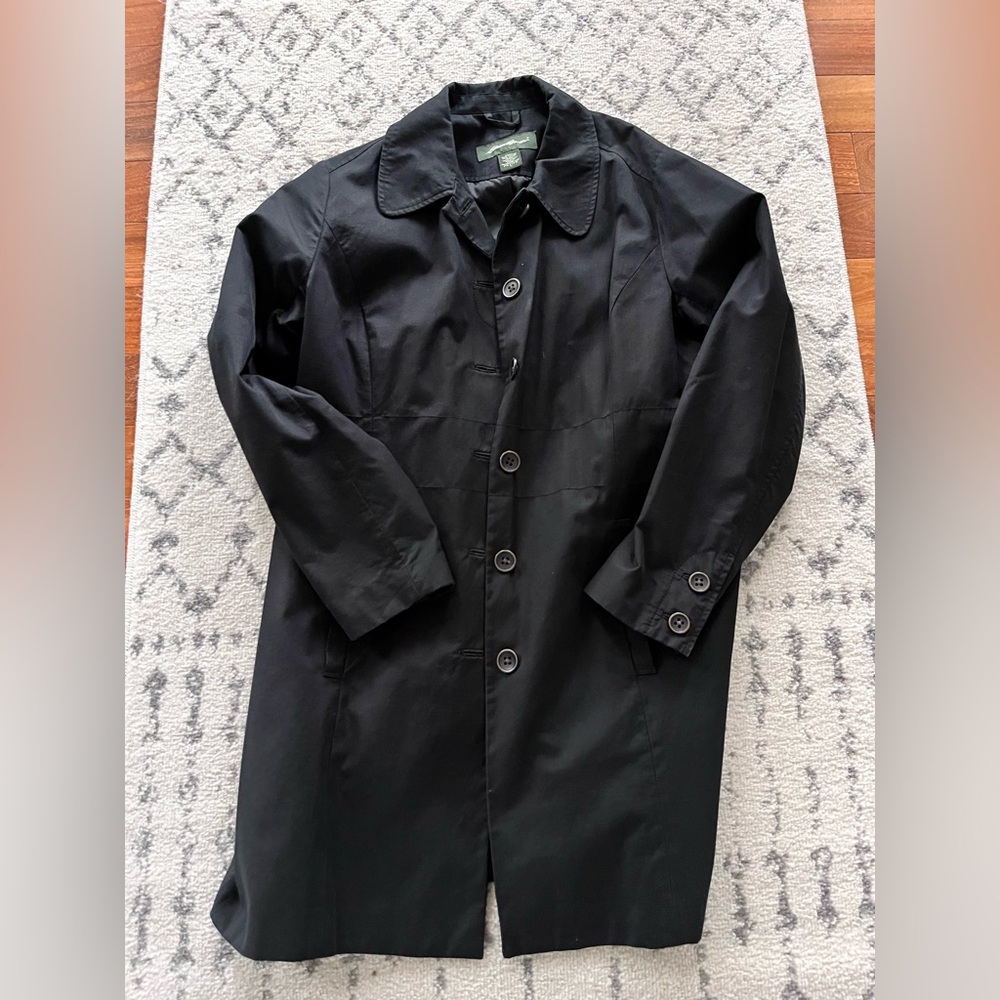 Ladies mid-length trench coat. Eddie Bauer size large